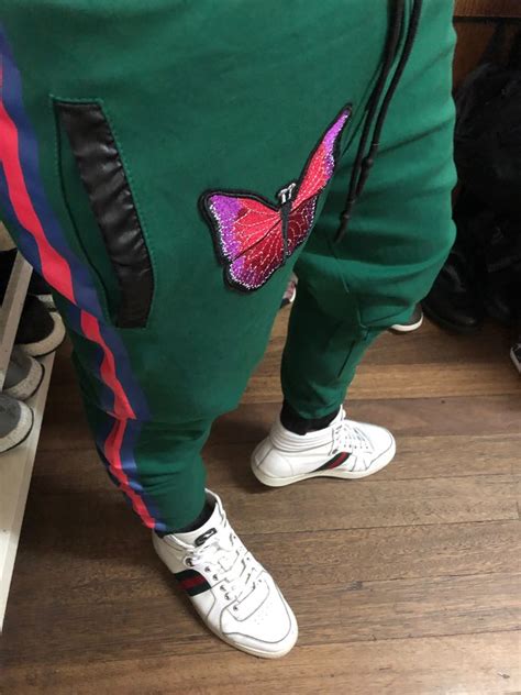 gucci joggers snake